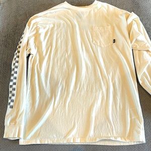 Cool and fun yet not to over welming vans tshirt